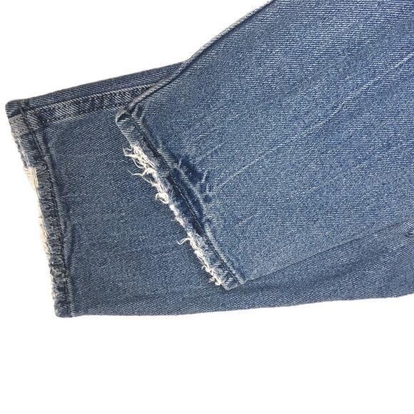 Hollister Mom Jeans Curvy High-Rise Light Wash Blue Denim Distressed Juniors 3S - Picture 9 of 12